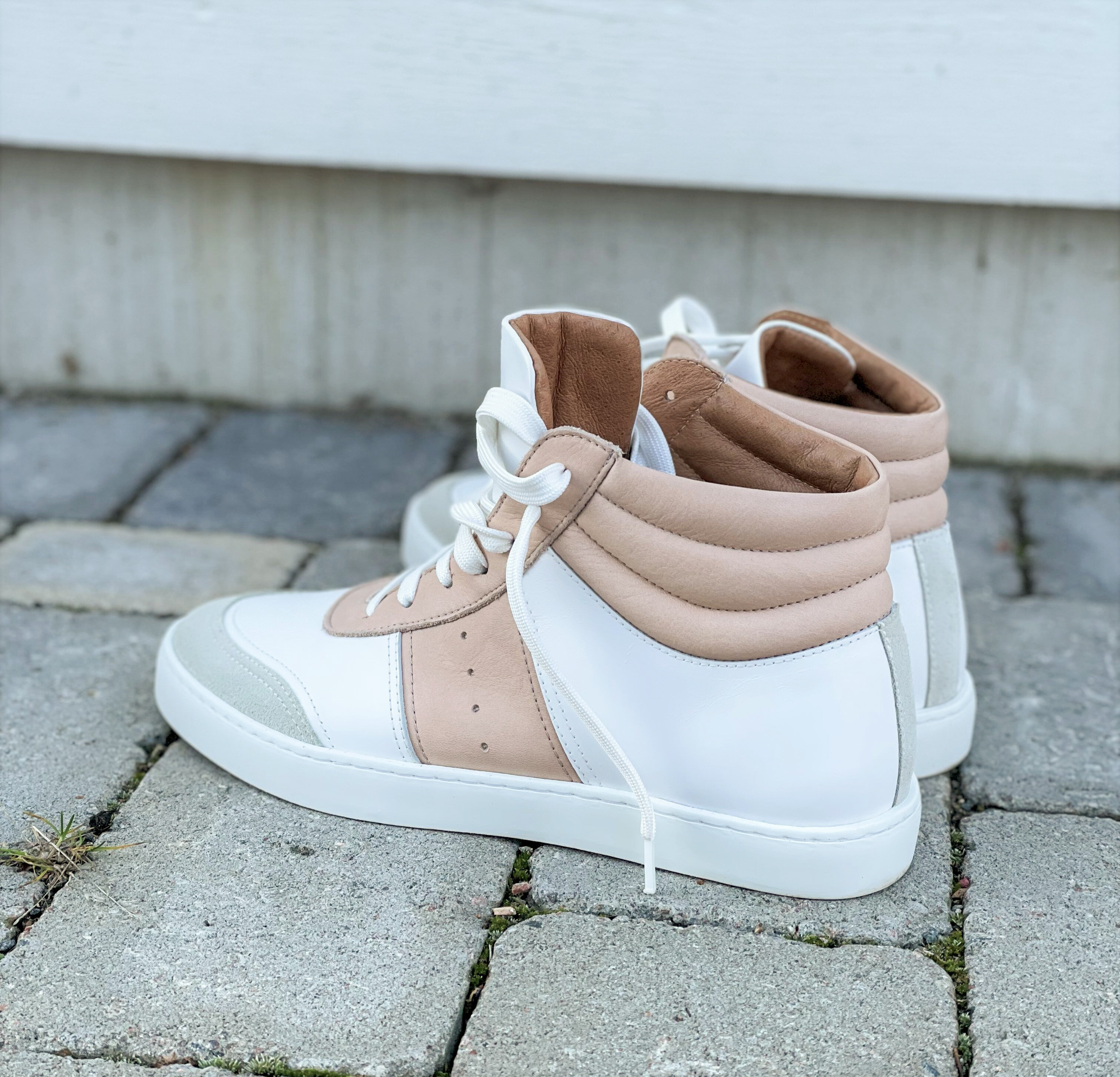 Base high sneaker - white/beige