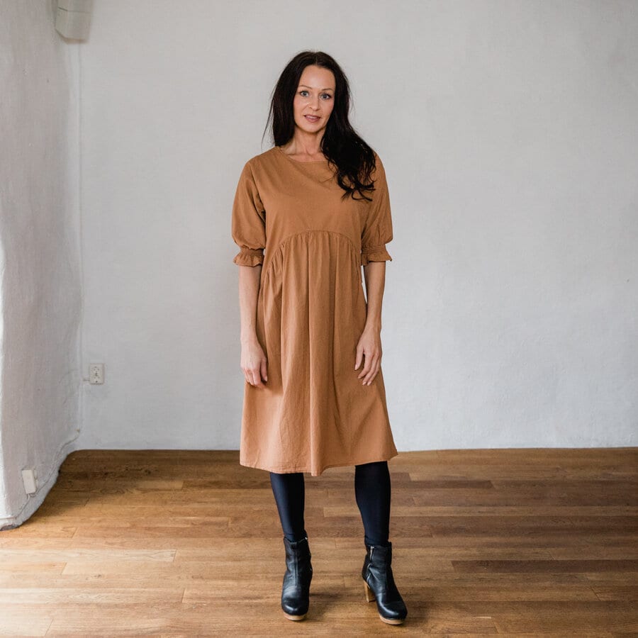 Member dress - lion brown