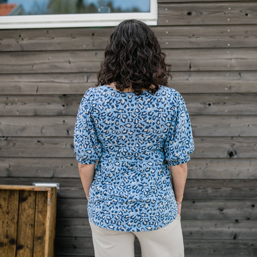 Make a wish blouse short puff sleeve - kiba light denim