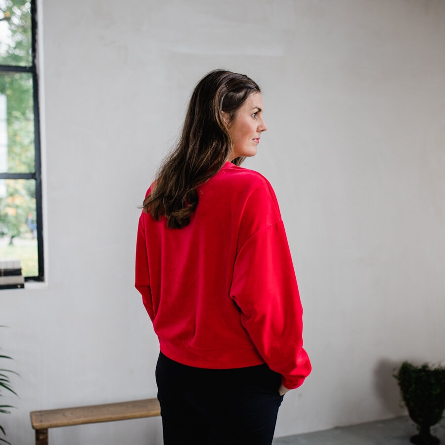 Flow sweater - sharp red
