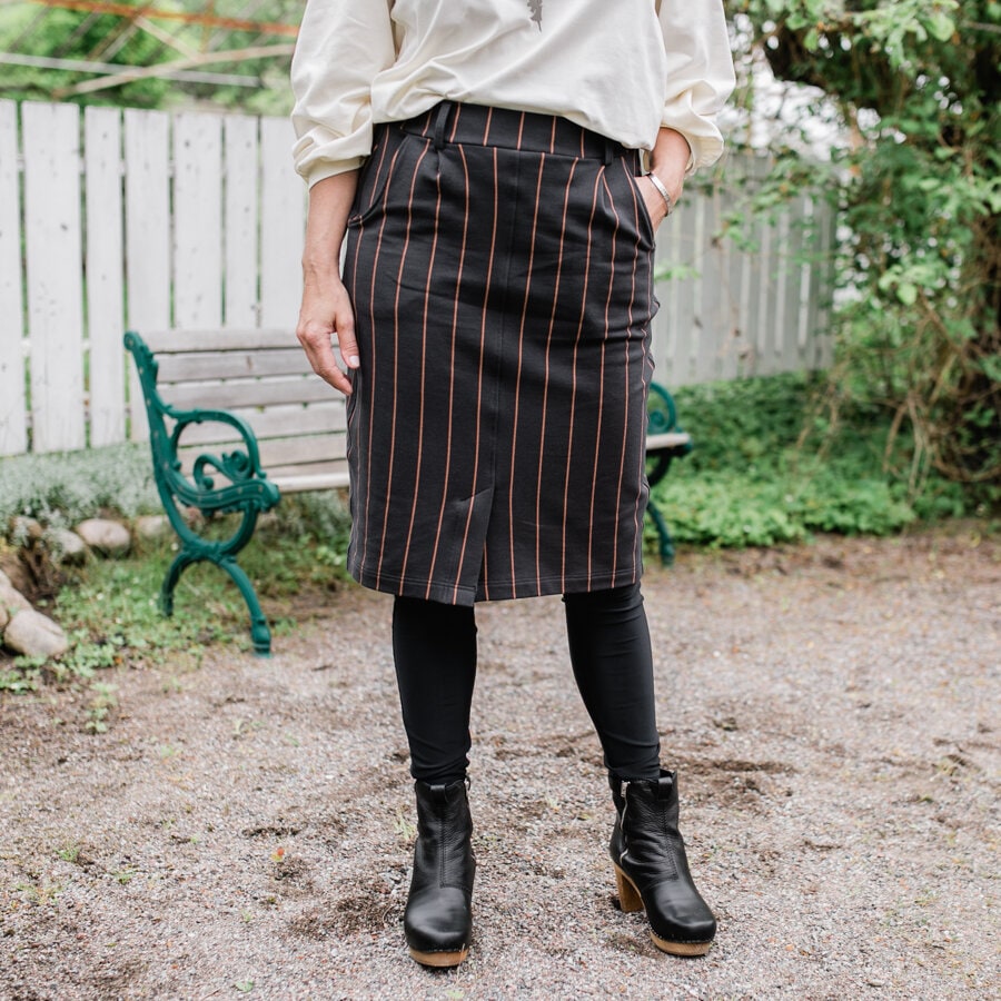 Avery skirt - pitch dusk grey