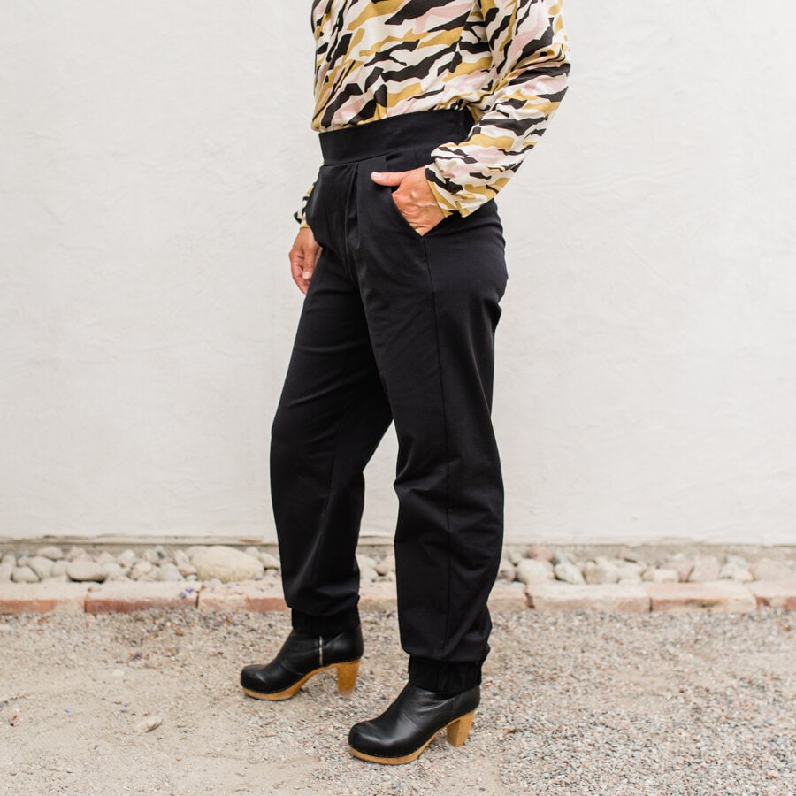 Feline pants - black