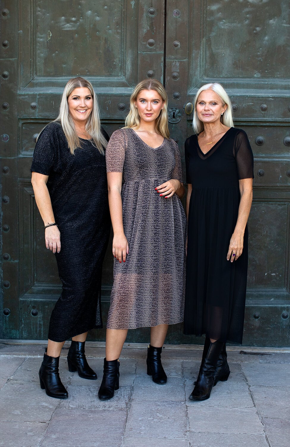 Grace dress - x-ray dark beige
