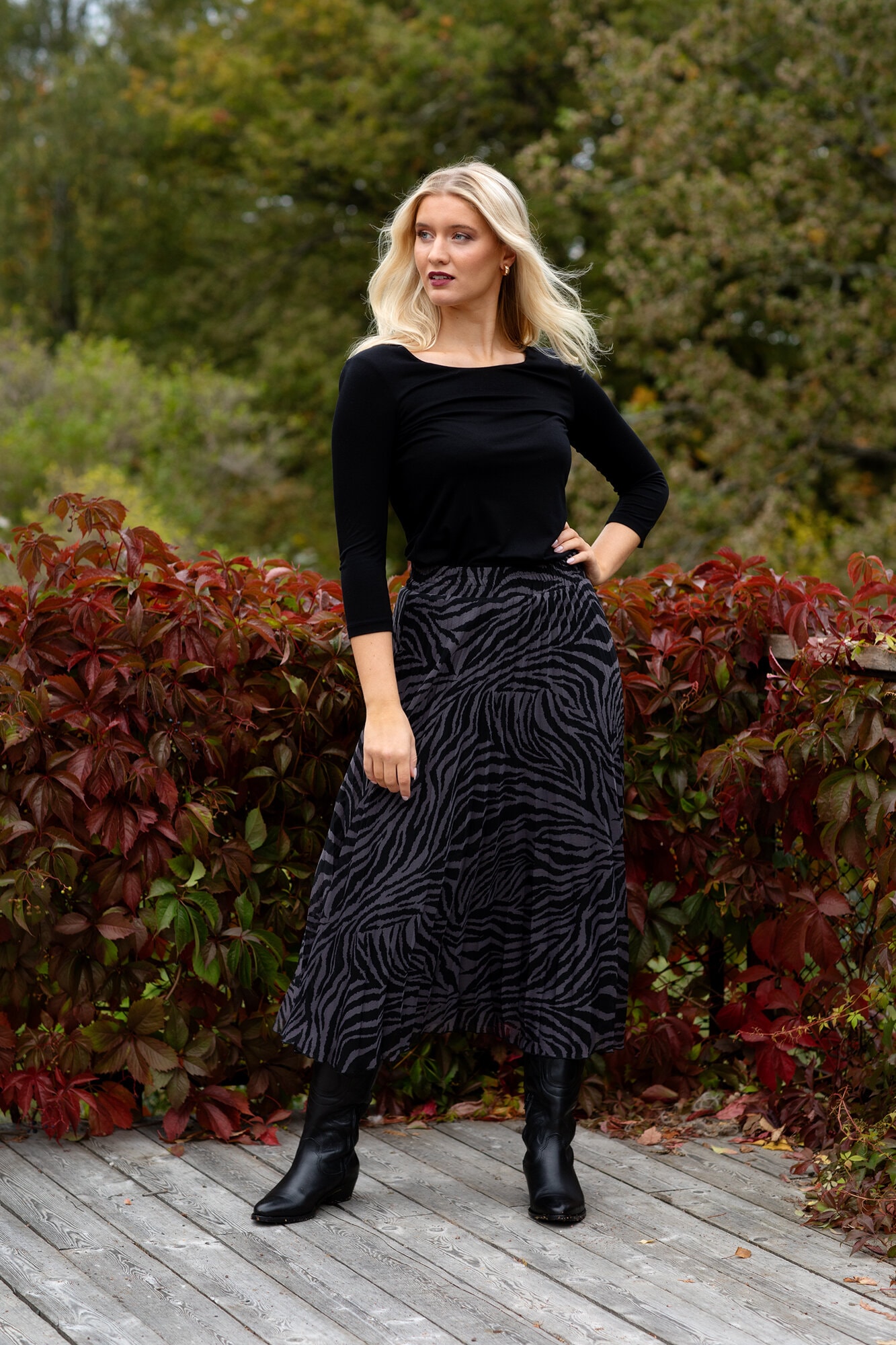 Zoe skirt - bari dark pearl