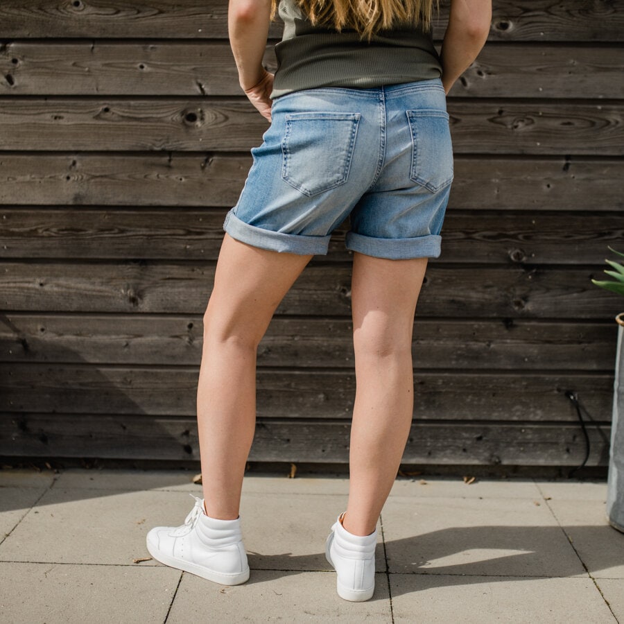 Wood jeans shorts - mid blue