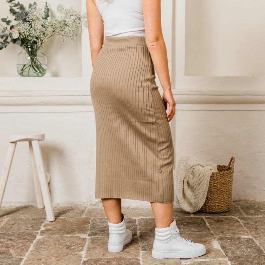 Tube knitted skirt - dark beige