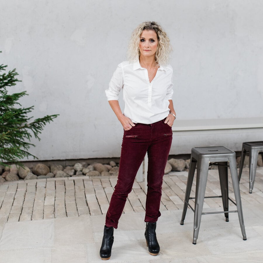 Ziggy cord pants - dark ruby red