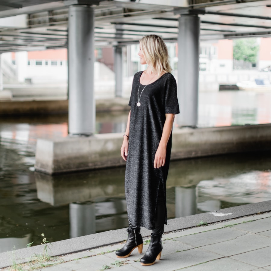 Chorus dress - shimmer black