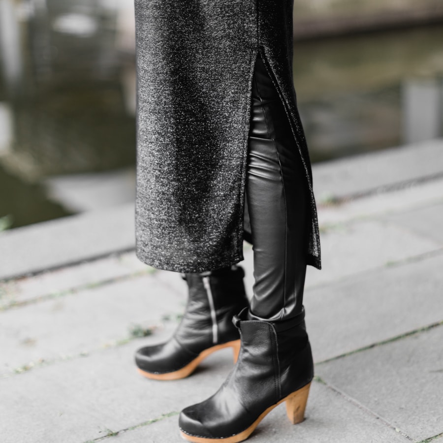 Chorus dress - shimmer black