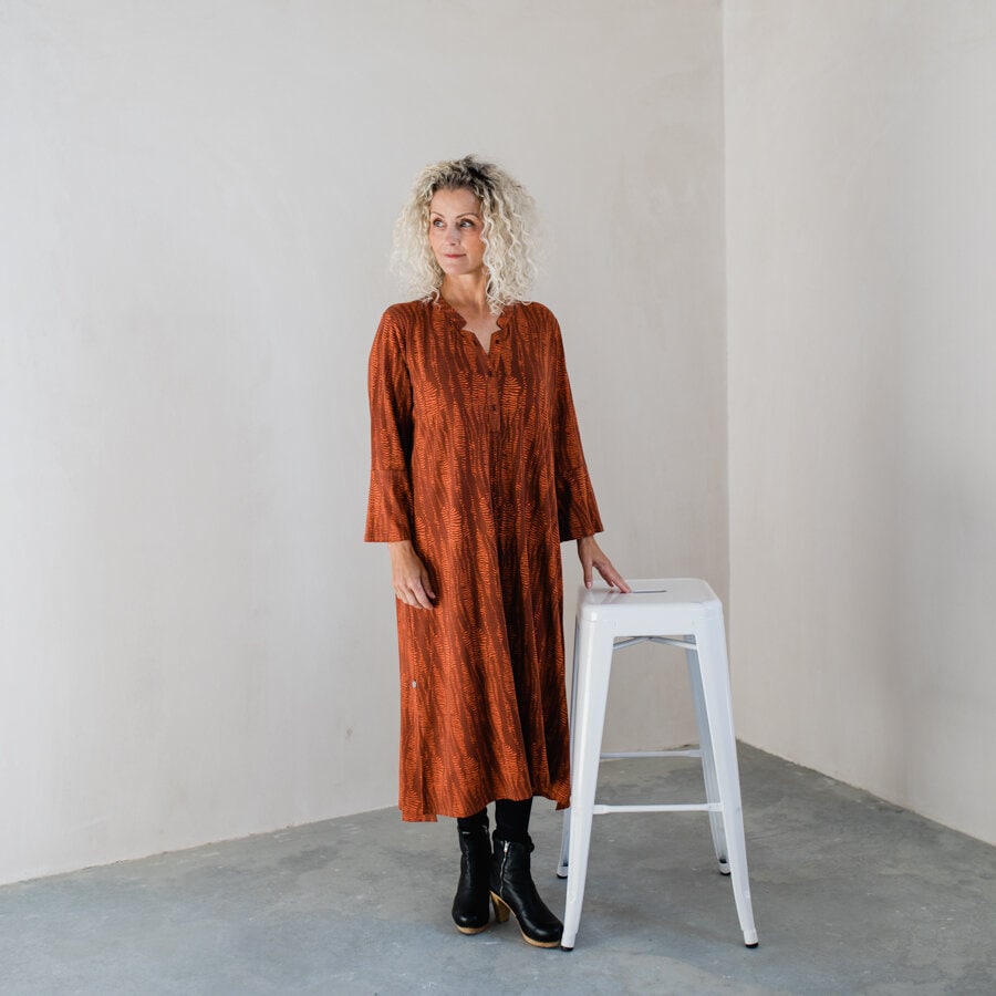 Date dress - collin root brown