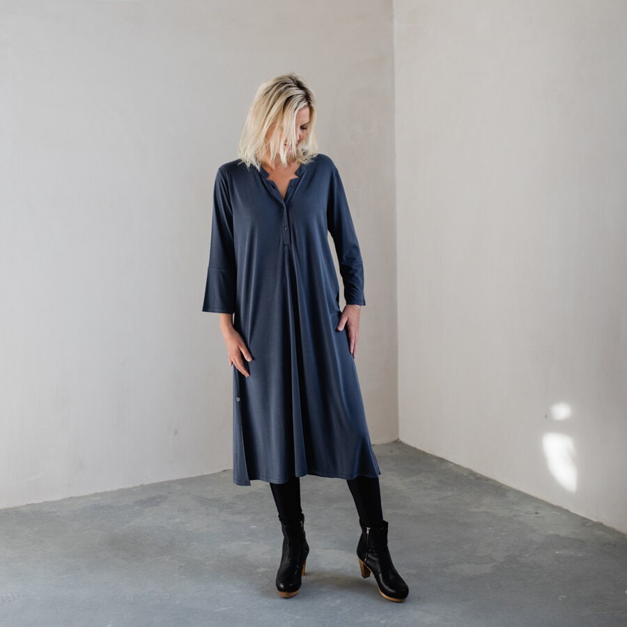 Date dress - indigo
