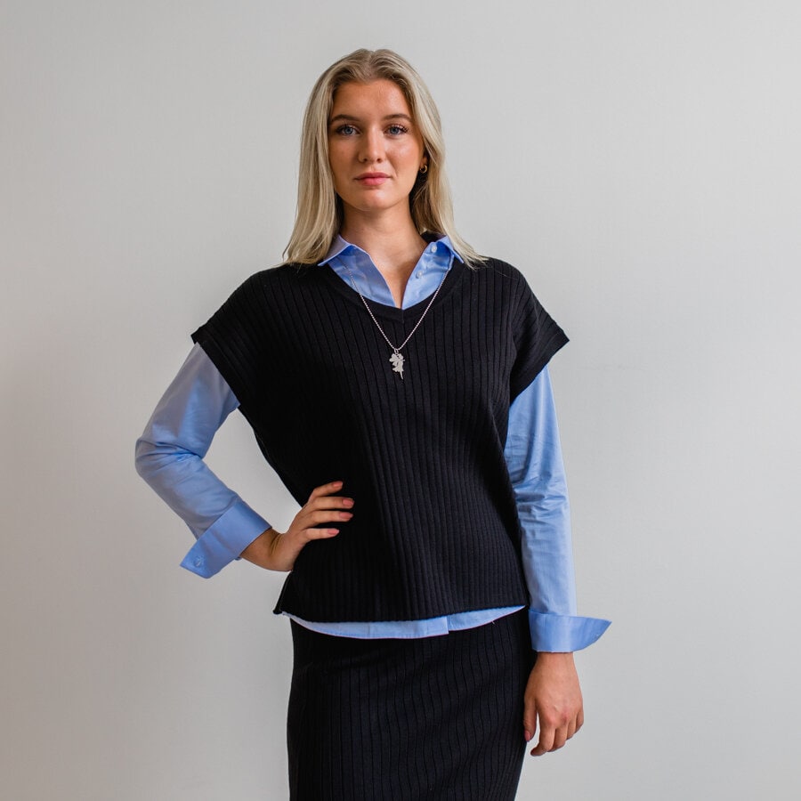 Tube knitted top - black