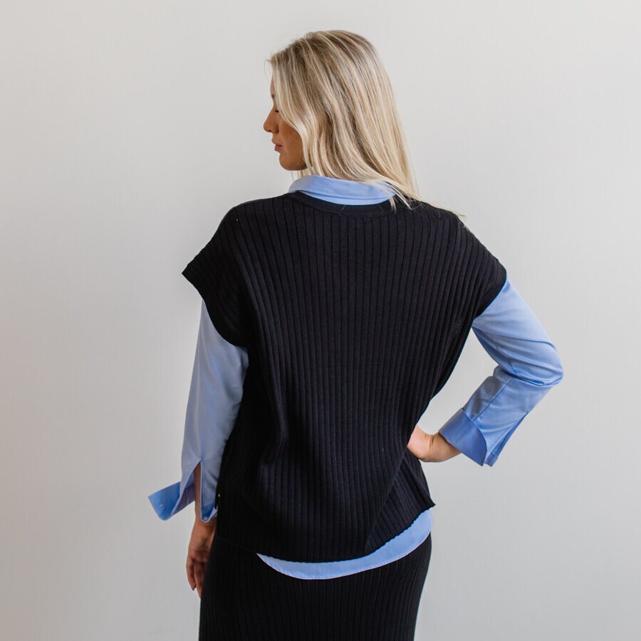 Tube knitted top - black