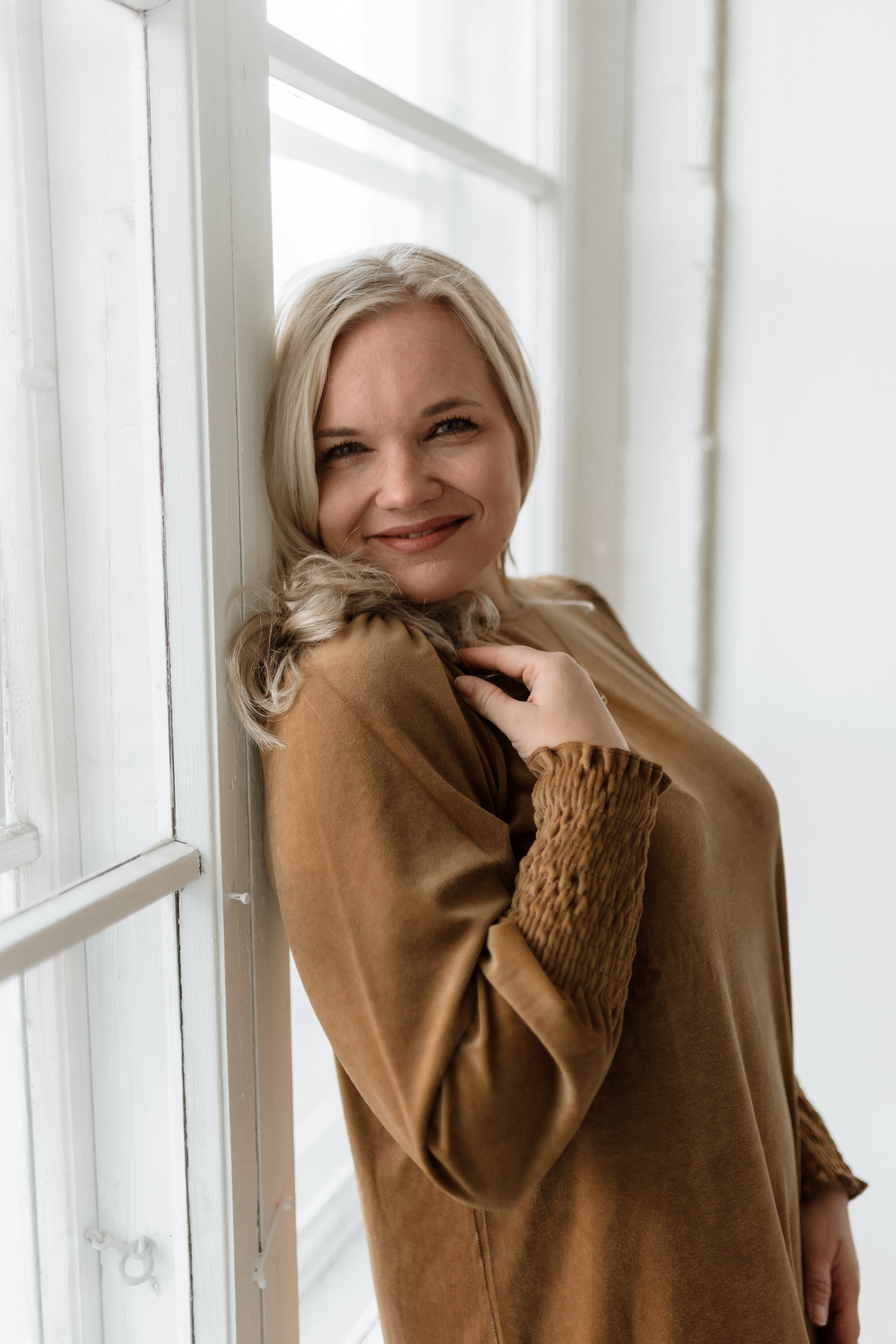 Seattle dress - lion brown