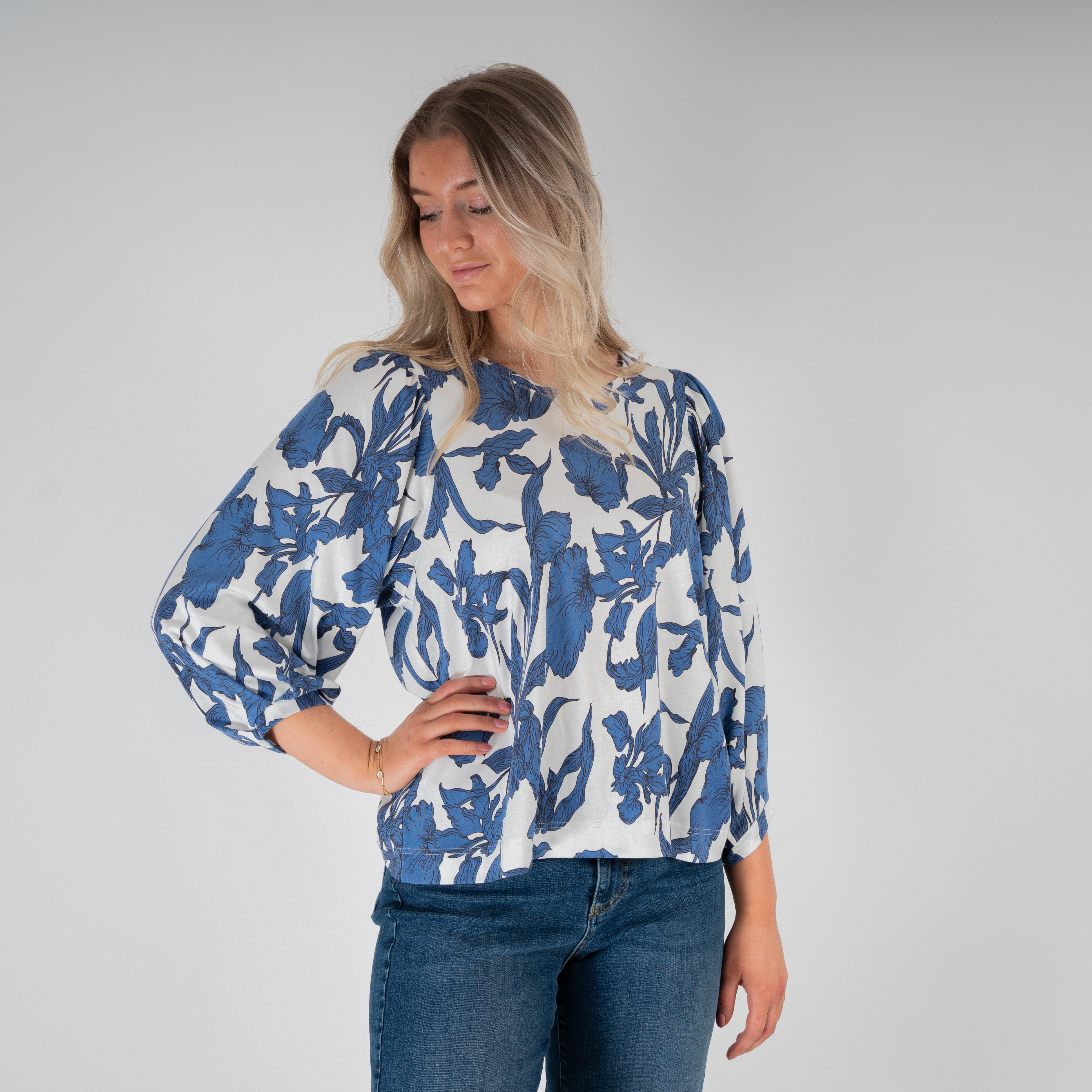 Aimable blouse - beauty soft white
